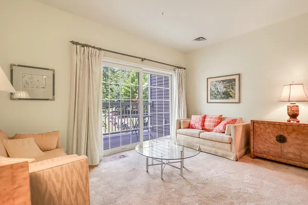 Property Slideshow image 2 of 29 | 36 abigail way 1009, Reading, MA, 01867