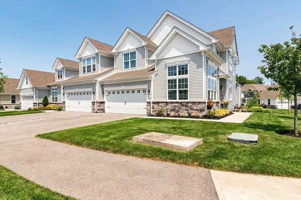 Property Slideshow image 3 of 42 | 36 phoebe st 36, Methuen, MA, 01844
