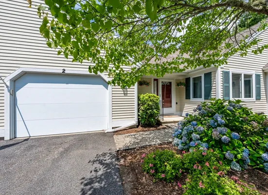 Property Slideshow image 2 of 38 | 2 mainsail cir 70, Mashpee, MA, 02649