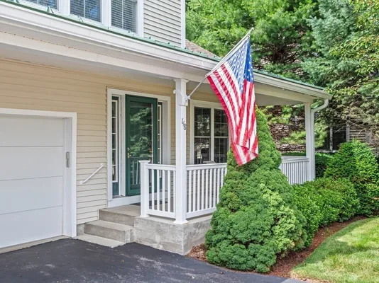 Property Slideshow image 2 of 42 | 148 fireside ln 148, Holden, MA, 01520