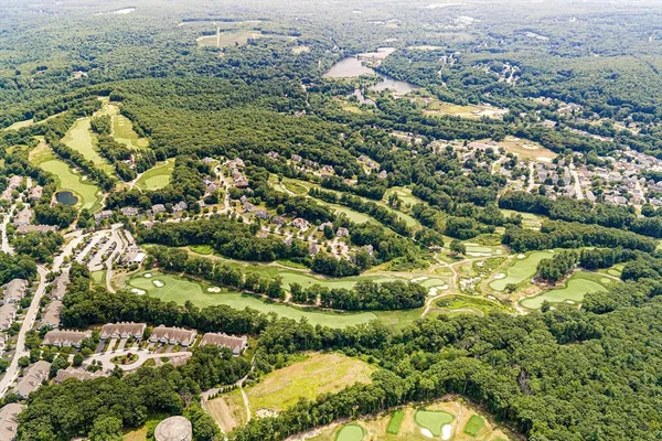 Property Slideshow image 2 of 37 | 213 sand trap ct 213, Northbridge, MA, 01534