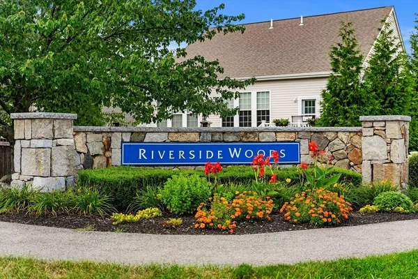 Property Slideshow image 2 of 38 | 1 hood dr 1, Andover, MA, 01810