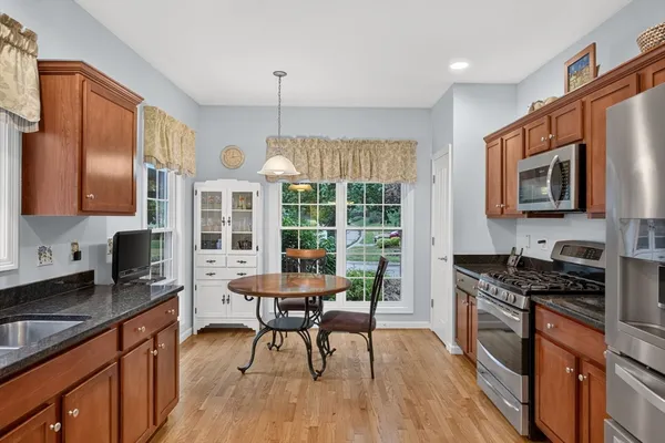 Property Slideshow image 3 of 36 | 6 autumn gln, Plymouth, MA, 02360