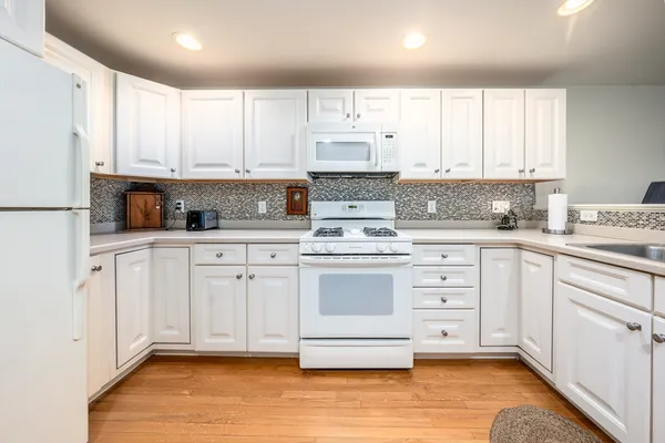 Property Slideshow image 3 of 38 | 7 ironwood path 186, Mashpee, MA, 02649