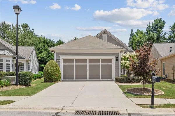 Property Slideshow image 3 of 47 | 6241 greenstone cir, Hoschton, GA, 30548