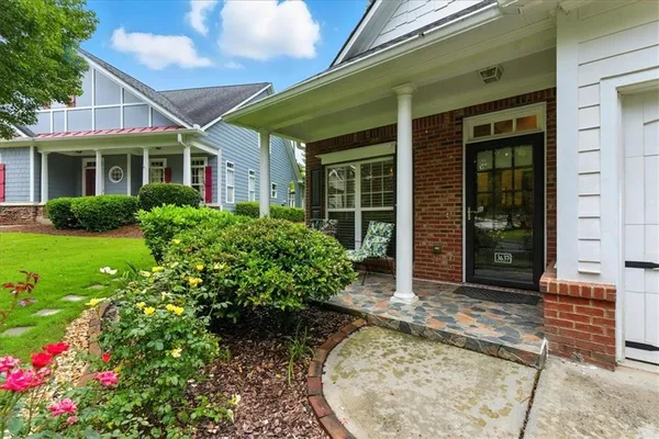 Property Slideshow image 3 of 55 | 3637 spring beauty ct, Powder Springs, GA, 30127