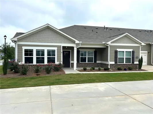 Property Slideshow image 3 of 44 | 2984 rambler dr, Loganville, GA, 30052