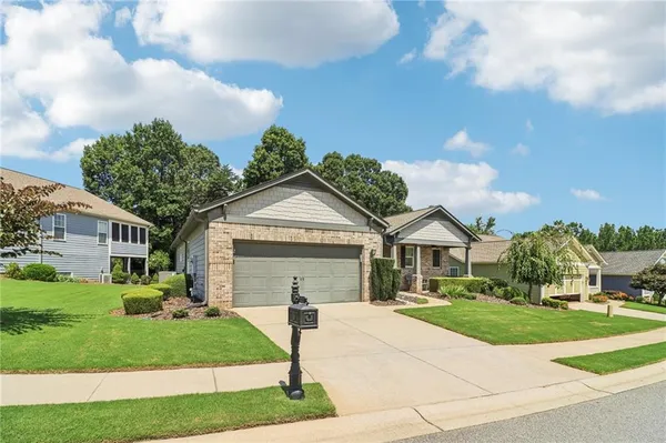 Property Slideshow image 3 of 92 | 3217 black gum ln, Gainesville, GA, 30504