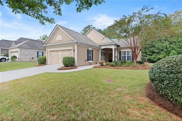 Property Slideshow image 2 of 75 | 850 dusky sap ct, Griffin, GA, 30223