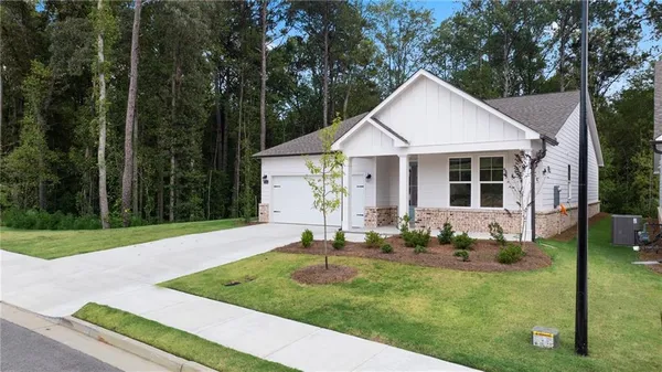 Property Slideshow image 2 of 35 | 3564 arrow root cir, Loganville, GA, 30052