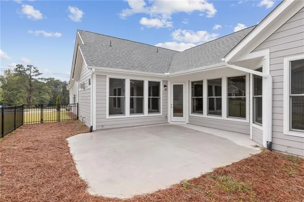 Property Slideshow image 3 of 24 | 3507 fishpond cir, Dacula, GA, 30019