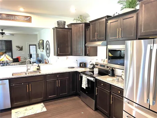 Property Slideshow image 3 of 68 | 5709 grapewood st, Hoschton, GA, 30548