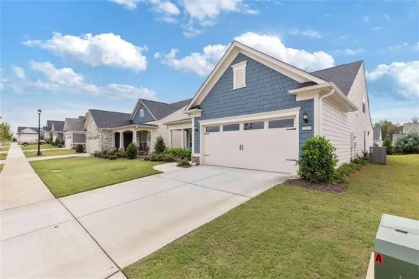 Property Slideshow image 3 of 49 | 5213 morrell rd, Hoschton, GA, 30548