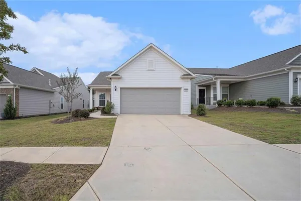 Property Slideshow image 3 of 29 | 124 ohoopee dr, Griffin, GA, 30223