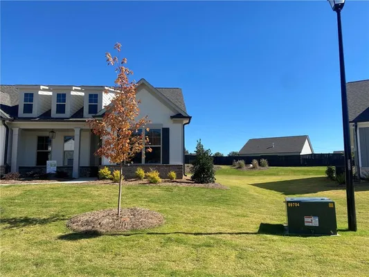 Property Slideshow image 2 of 67 | 174 oakdale rd, Jefferson, GA, 30549