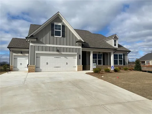 Property Slideshow image 3 of 56 | 166 montview dr, Jefferson, GA, 30549