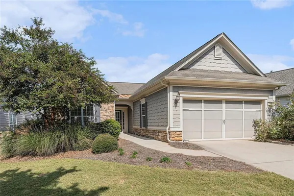 Property Slideshow image 3 of 32 | 506 orchid lights court ct, Griffin, GA, 30223