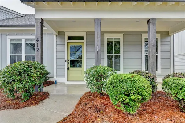 Property Slideshow image 3 of 32 | 412 manor ridge vw, Alpharetta, GA, 30004
