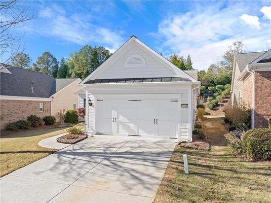 Property Slideshow image 3 of 45 | 5944 bellflower way, Hoschton, GA, 30548
