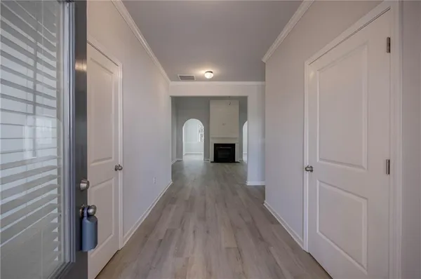 Property Slideshow image 3 of 47 | 853 crossroads ct, Social Circle, GA, 30025