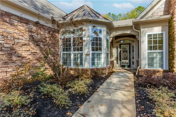 Property Slideshow image 3 of 47 | 115 creekside ct, Griffin, GA, 30223