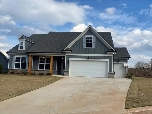 Property Slideshow image 3 of 52 | 166 montview dr, Jefferson, GA, 30549