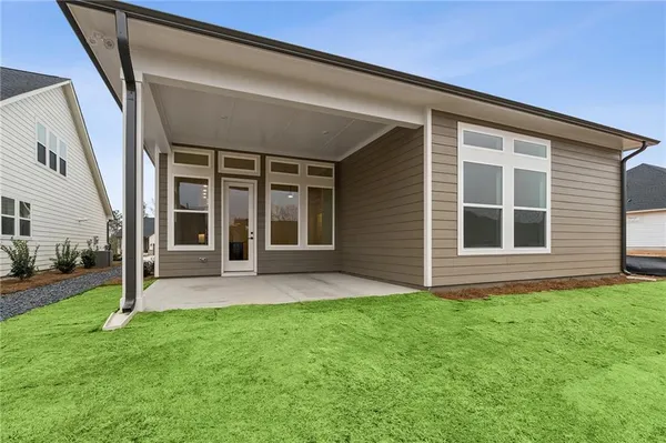 Property Slideshow image 2 of 14 | 1041 pine bark ln, Canton, GA, 30114