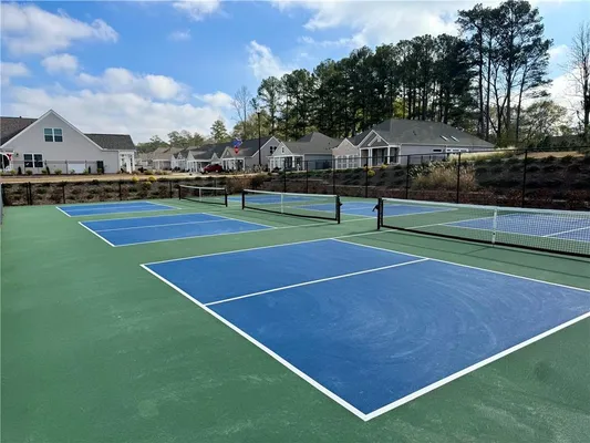 Property Slideshow image 2 of 9 | 35 pinewood ct, Hiram, GA, 30141