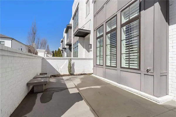 Property Slideshow image 2 of 58 | 6740 avis walk, Alpharetta, GA, 30005