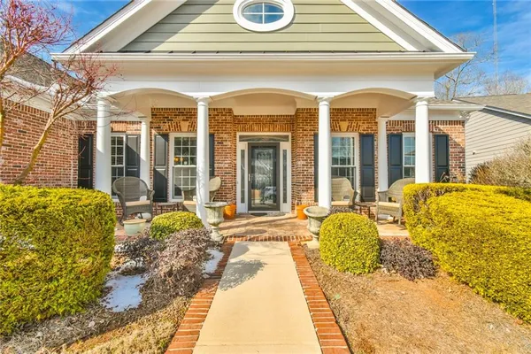 Property Slideshow image 2 of 55 | 6404 falling water ln, Hoschton, GA, 30548