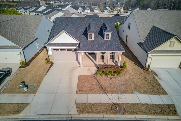 Property Slideshow image 2 of 43 | 5031 adler ct, Hoschton, GA, 30548