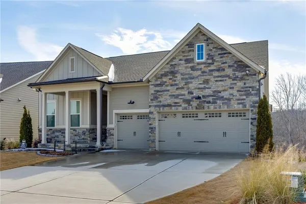 Property Slideshow image 3 of 59 | 7032 cottage grove dr, Flowery Branch, GA, 30542