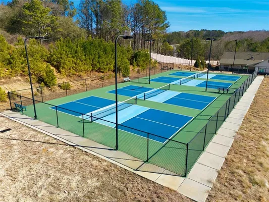 Property Slideshow image 2 of 6 | 351 grand cir, Jasper, GA, 30143