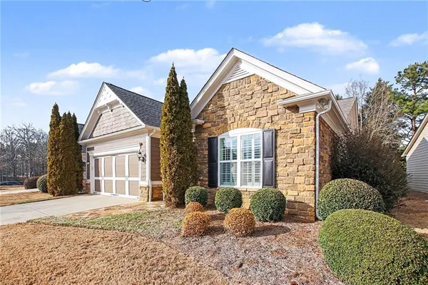 Property Slideshow image 2 of 33 | 5911 chimney rock dr, Hoschton, GA, 30548