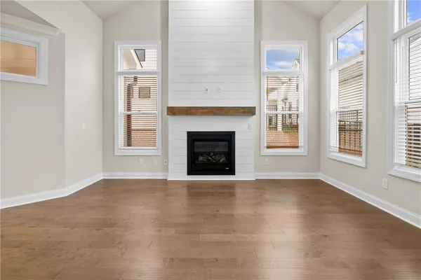 Property Slideshow image 3 of 31 | 579 pearl st, Cumming, GA, 30040