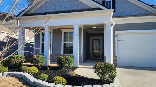 Property Slideshow image 3 of 52 | 121 s cornucopia bnd, Dallas, GA, 30132