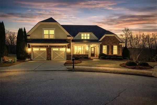 Property Slideshow image 2 of 83 | 3411 red tip lndg, Gainesville, GA, 30504