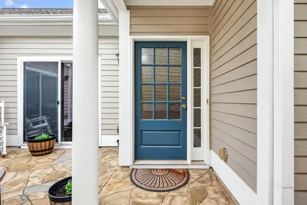 Property Slideshow image 2 of 29 | 327 acuba vw, Woodstock, GA, 30188