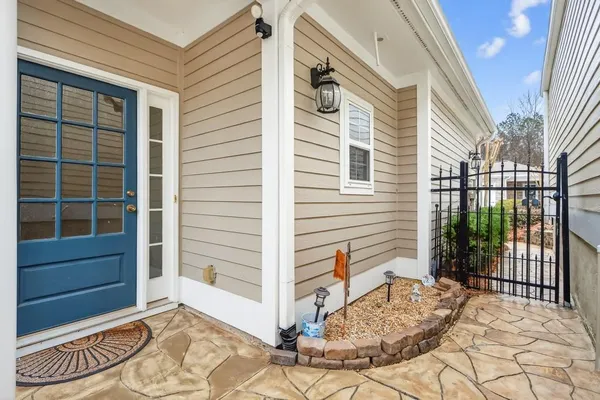 Property Slideshow image 3 of 29 | 327 acuba vw, Woodstock, GA, 30188