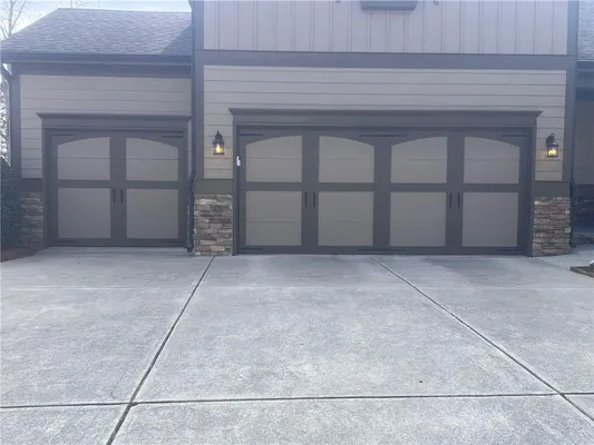 Property Slideshow image 2 of 96 | 6742 blue heron way, Flowery Branch, GA, 30542