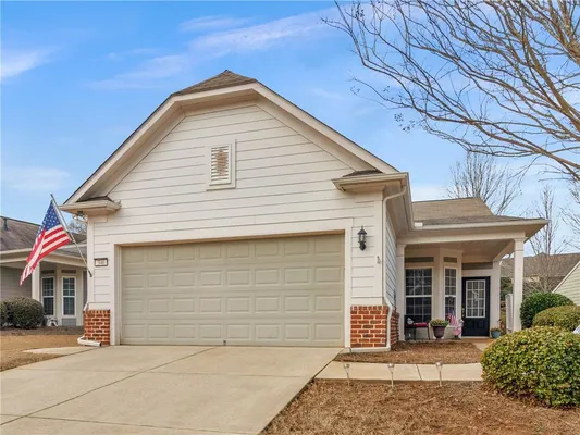 Property Slideshow image 2 of 53 | 340 sandy springs dr, Griffin, GA, 30223