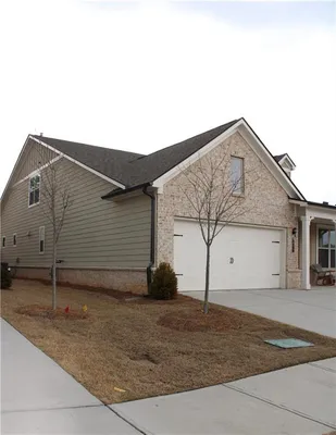 Property Slideshow image 3 of 32 | 2477 knob creek dr, Snellville, GA, 30078