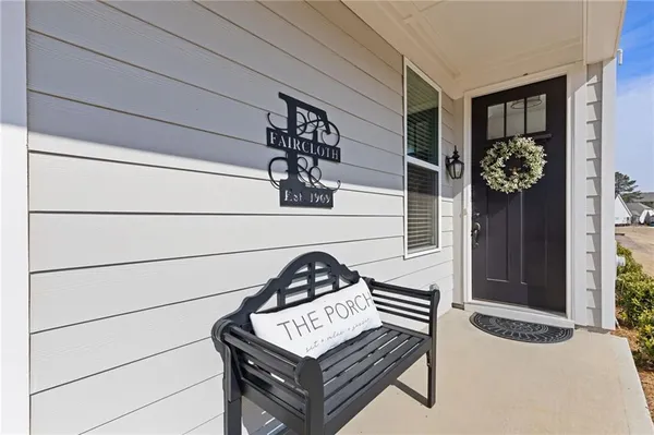 Property Slideshow image 2 of 56 | 97 caddo ct, Hoschton, GA, 30548