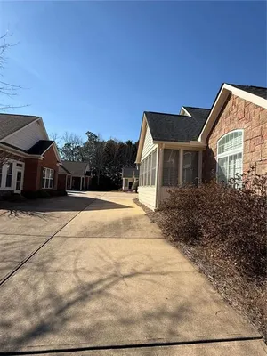 Property Slideshow image 3 of 38 | 1001 haven cir, Douglasville, GA, 30135