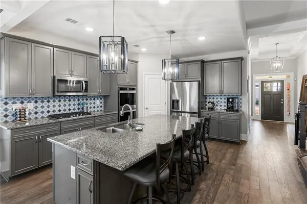 Property Slideshow image 3 of 52 | 542 bray st, Woodstock, GA, 30188