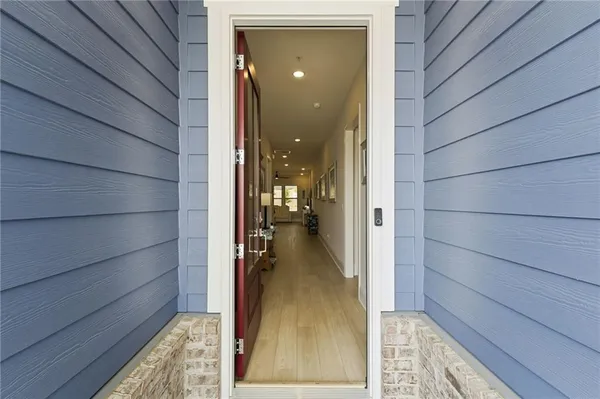 Property Slideshow image 3 of 47 | 360 vinca cir, Kennesaw, GA, 30144