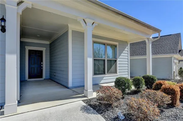 Property Slideshow image 3 of 61 | 5749 nantucket row, Hoschton, GA, 30548