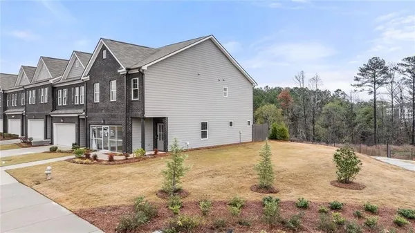 Property Slideshow image 2 of 64 | 268 epping st 18, Stockbridge, GA, 30281