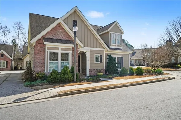 Property Slideshow image 2 of 30 | 17 cedarcrest village way, Acworth, GA, 30101
