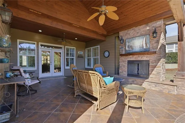 Property Slideshow image 2 of 49 | 3348 indian hawthorne rdg, Gainesville, GA, 30504